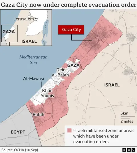 Numerous Civilians Evacuate as Israeli Forces Advance Further into the City