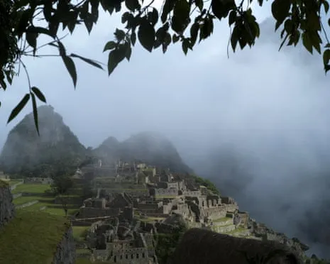 Debris blocking Train Tracks Leave Nearly 1,000 Travelers near Machu Picchu